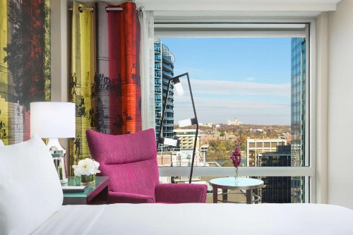 Hyatt Centric Arlington - image 13
