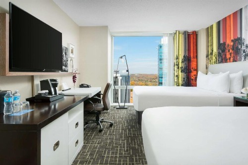 Hyatt Centric Arlington - image 15