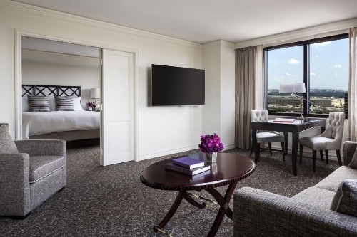 The Ritz Carlton Pentagon City - image 8