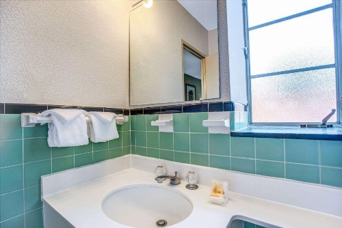 Days Inn by Wyndham Arlington/Washington DC - image 7