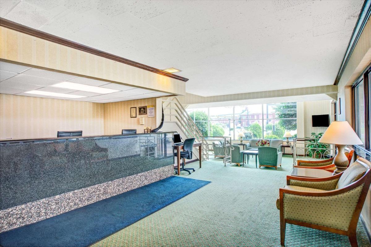 Days Inn by Wyndham Arlington/Washington DC - image 6