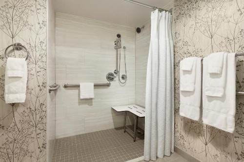 Crowne Plaza Crystal City-Washington D.C. an IHG Hotel - image 32