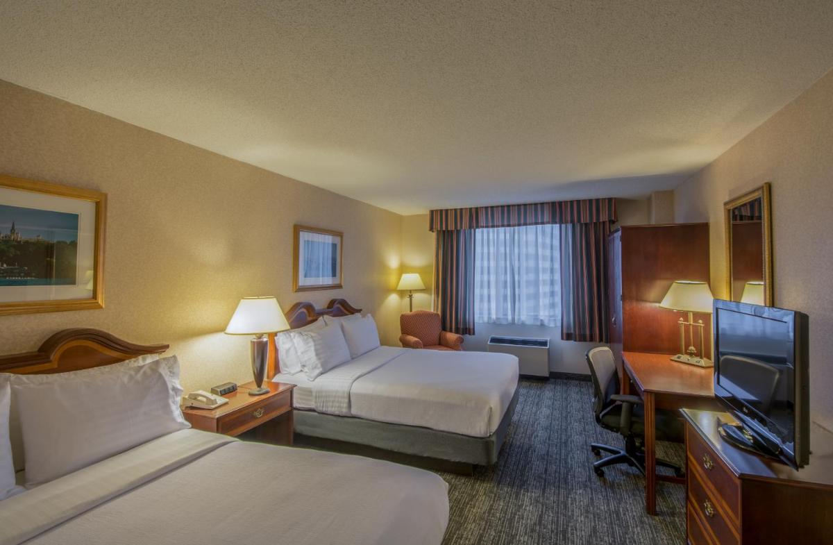 Holiday Inn Arlington at Ballston an IHG Hotel - image 2