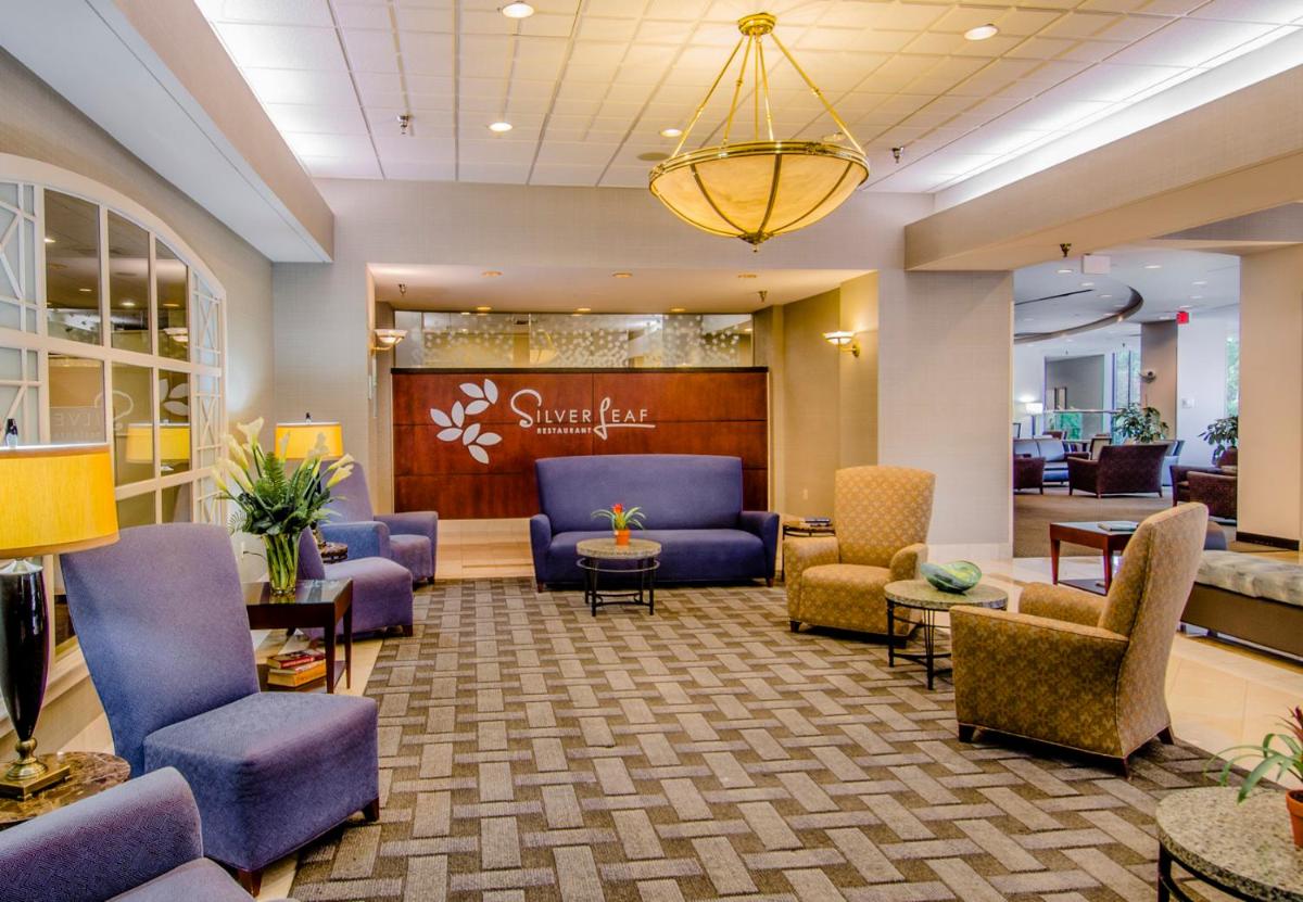 Holiday Inn Arlington at Ballston an IHG Hotel - image 3