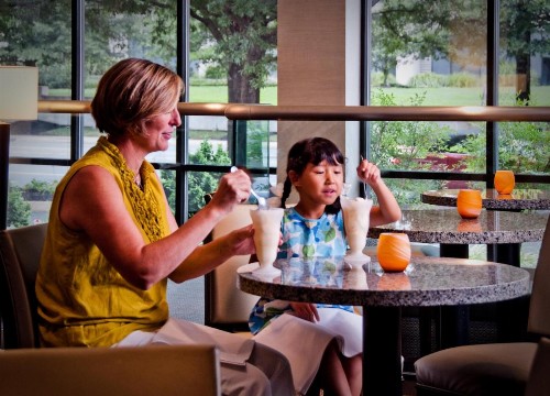 Holiday Inn Arlington at Ballston an IHG Hotel - image 7