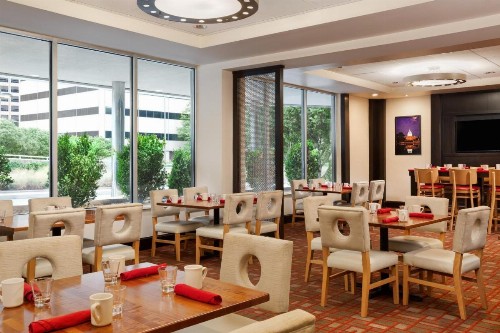 Holiday Inn National Airport/Crystal City an IHG Hotel - image 26