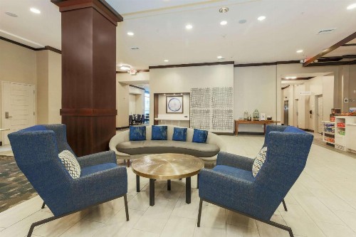 Hilton Garden Inn Shirlington - image 10