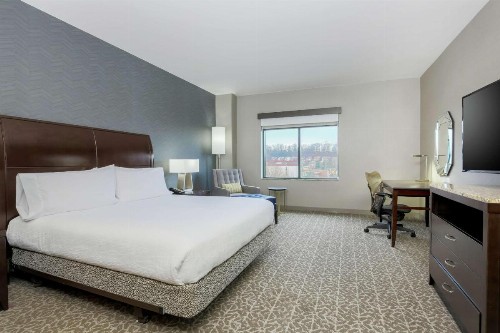 Hilton Garden Inn Shirlington - image 14