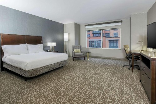 Hilton Garden Inn Shirlington - image 16