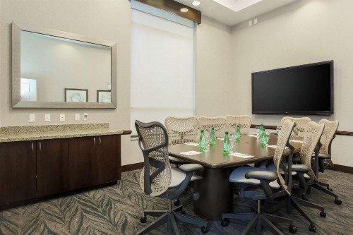 Hilton Garden Inn Shirlington - image 19
