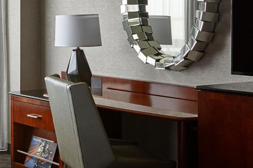 Crystal Gateway Marriott - image 12