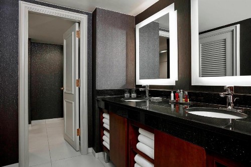 Crystal Gateway Marriott - image 29