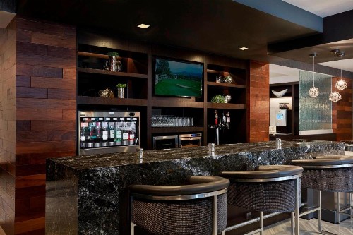 Crystal Gateway Marriott - image 32
