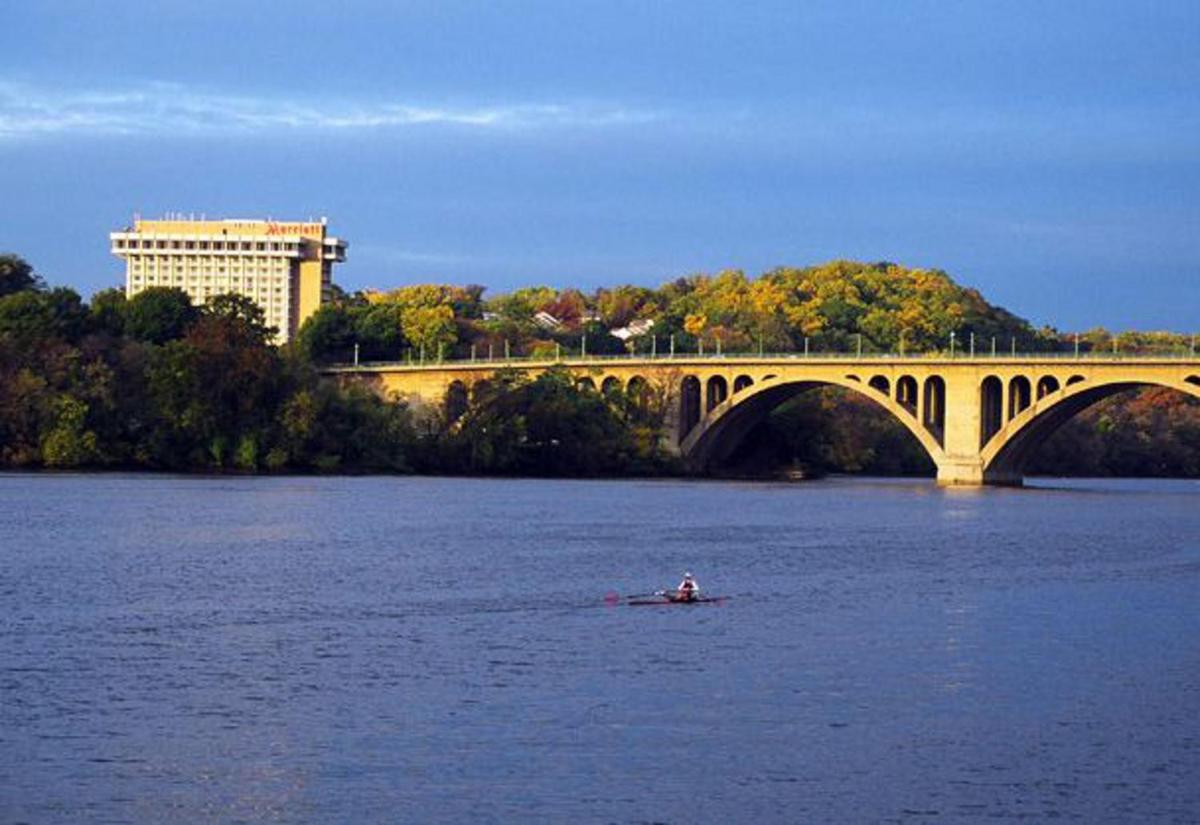 Key Bridge Marriott - main image