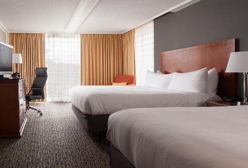 Key Bridge Marriott - image 4
