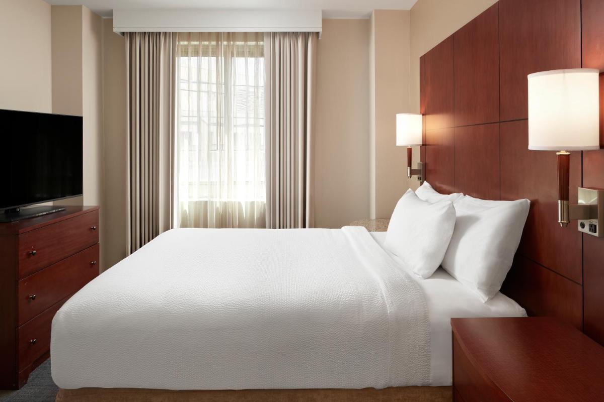 Residence Inn Arlington Courthouse - image 2