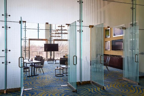 Renaissance Arlington Capital View Hotel - image 32