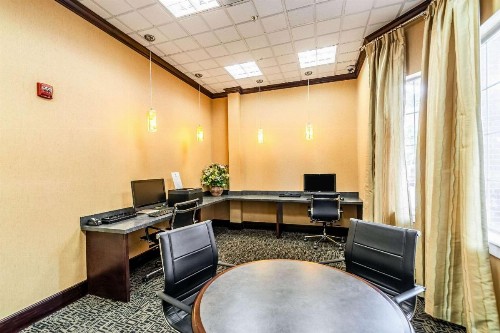 Comfort Inn Ballston - image 26