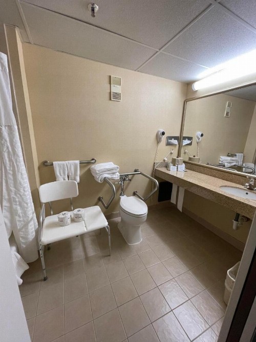 Comfort Inn Ballston - image 44