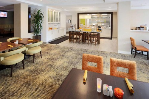 Hilton Garden Inn Reagan National Airport - image 24