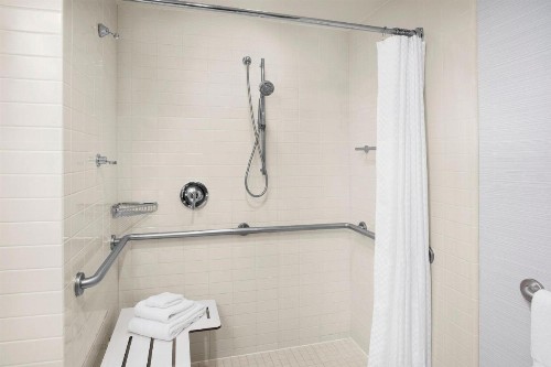 Le Meridien Arlington - image 9