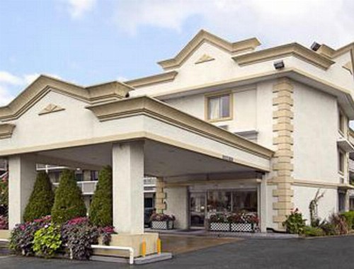 Days Inn by Wyndham Arlington Pentagon - image 15