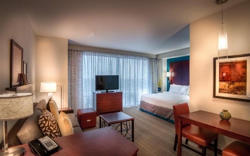 Residence Inn by Marriott Arlington Ballston - image 3