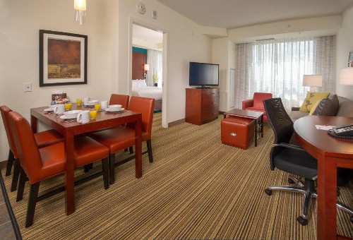 Residence Inn by Marriott Arlington Ballston - image 5