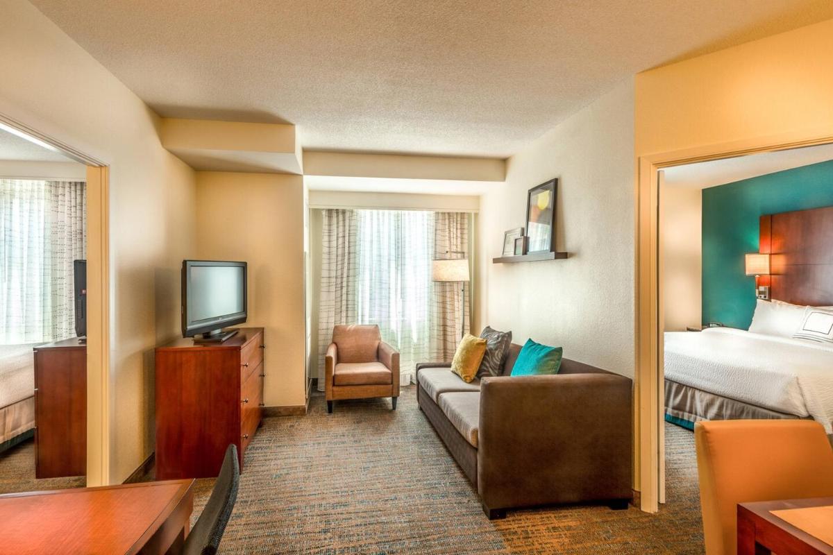 Residence Inn by Marriott Arlington Ballston - image 6