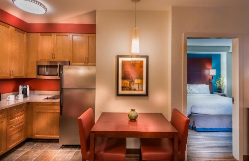 Residence Inn by Marriott Arlington Ballston - image 7