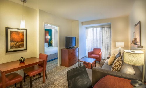 Residence Inn by Marriott Arlington Ballston - image 8