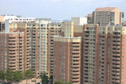 Crystal Quarters Corporate Housing at The Gramercy - image 1