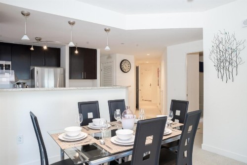 Arlington Fully Furnished Apartments in Crystal City - image 15