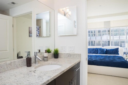 Arlington Fully Furnished Apartments in Crystal City - image 21