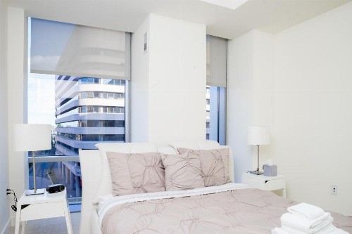 Arlington Fully Furnished Apartments in Crystal City - image 23