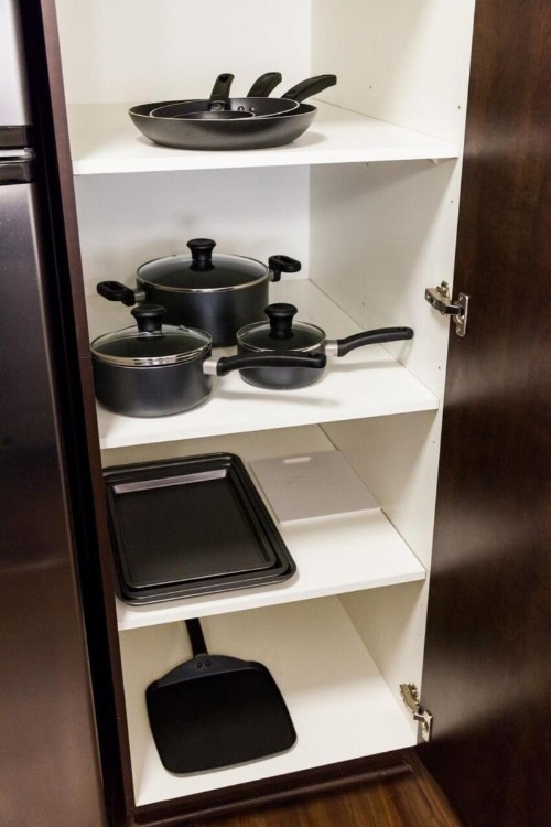 Arlington Fully Furnished Apartments in Crystal City - image 33