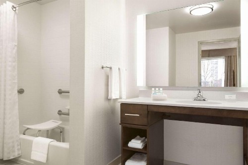 Homewood Suites By Hilton Arlington Rosslyn Key Bridge - image 26