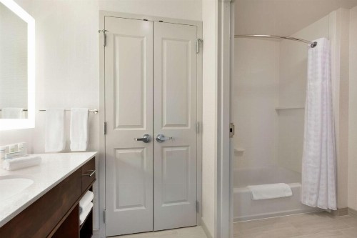 Homewood Suites By Hilton Arlington Rosslyn Key Bridge - image 35