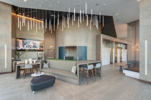 Global Luxury Suites Crystal City - image 11