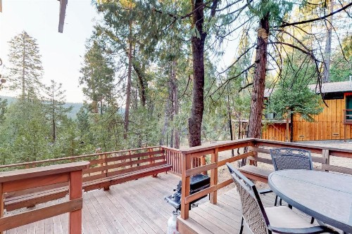 Mountain Brees - image 6