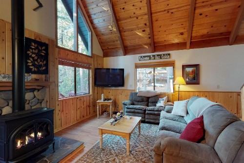 Pine Paradise - image 11