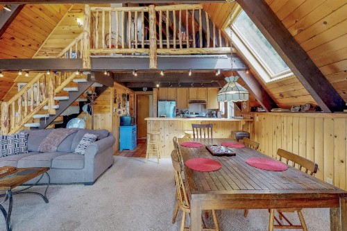 Stiles Mountain Hideaway - image 11