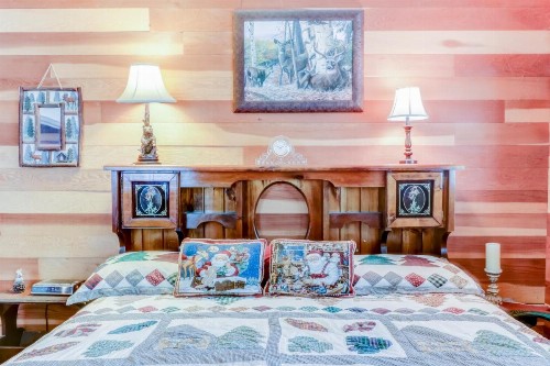 Woodland Chalet - image 12