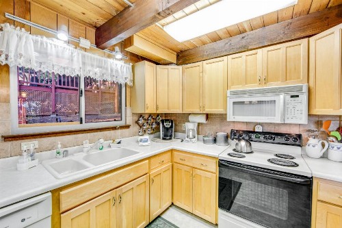 Cabin Life - image 9