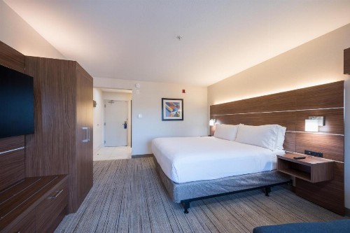 Holiday Inn Express Grover Beach-Pismo Beach Area an IHG Hotel - image 31