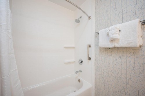 Holiday Inn Express Grover Beach-Pismo Beach Area an IHG Hotel - image 50