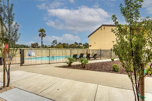 Aloha Inn - image 17