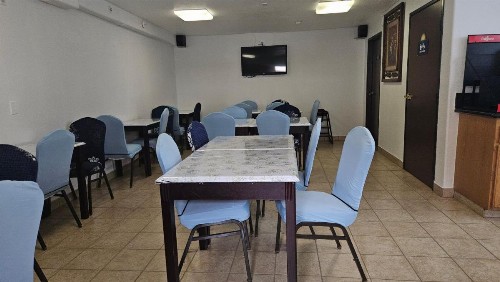 Days Inn & Suites by Wyndham Artesia - image 30