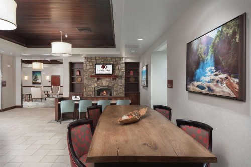 DoubleTree by Hilton Biltmore/Asheville - image 8