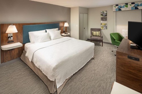 Hampton Inn Asheville-Tunnel Road - image 28